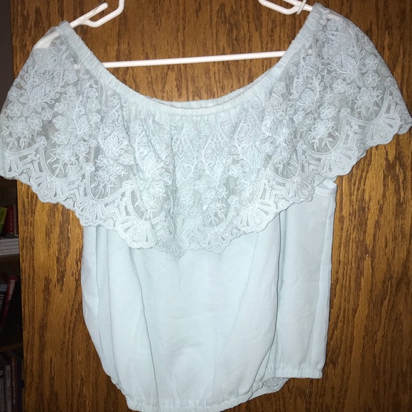 Top - Picture 2 of 4